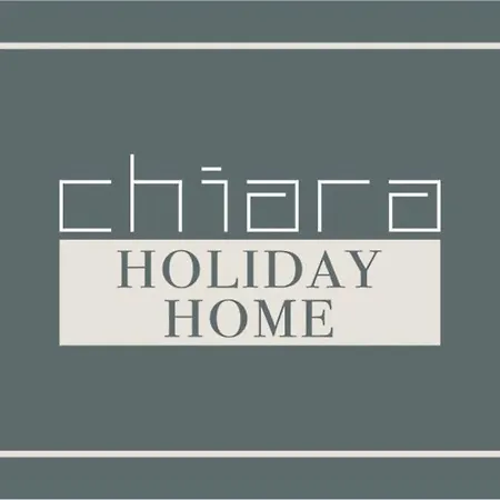 Chiara *